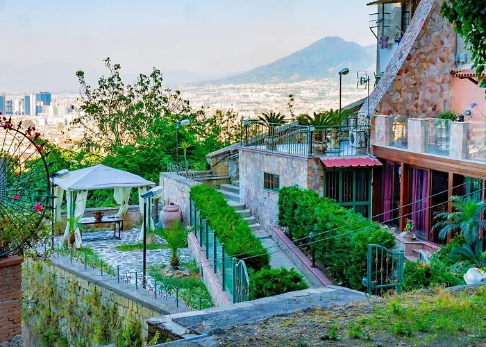 Vesuvio Rooftop, Host Apartments