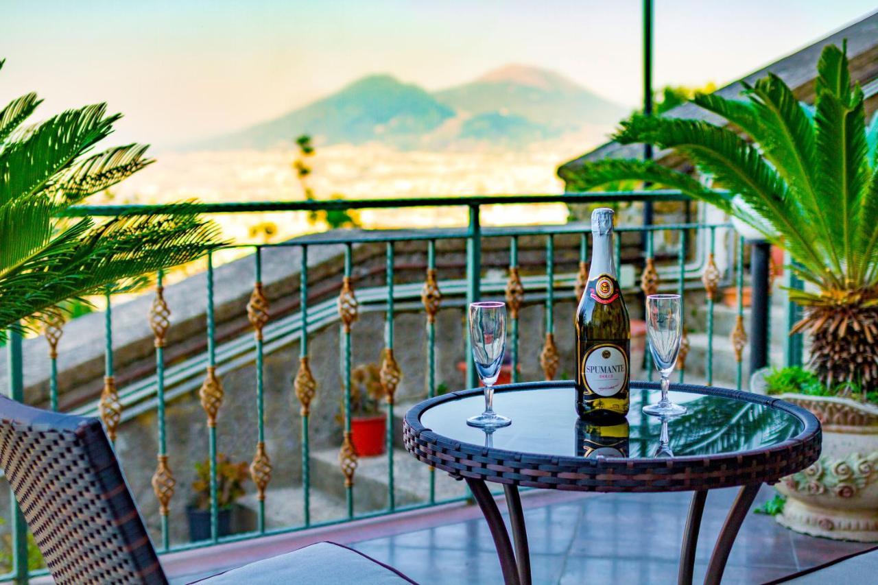 Vesuvio Rooftop, Host Apartment